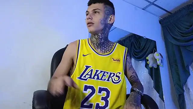 Stuart Boy  online show from 01/30/25, 03:55