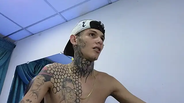 Stuart Boy  online show from 02/20/25, 03:56