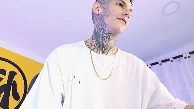 Stuart Boy  online show from 03/01/25, 08:21