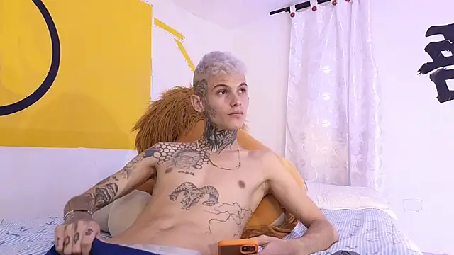 Stuart Boy  online show from 03/06/25, 02:41