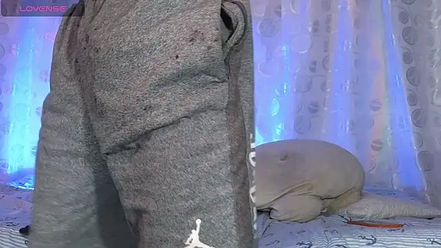 Stuart Boy  online show from 03/08/25, 02:08