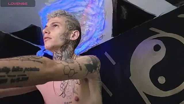 Stuart Boy  online show from 03/11/25, 03:59