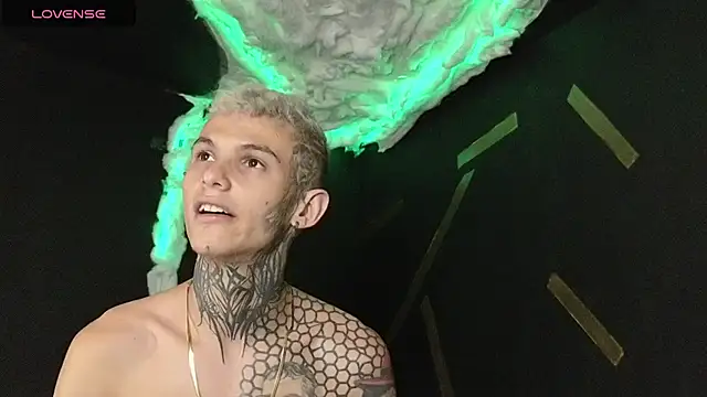 Stuart Boy  online show from 03/14/25, 09:43