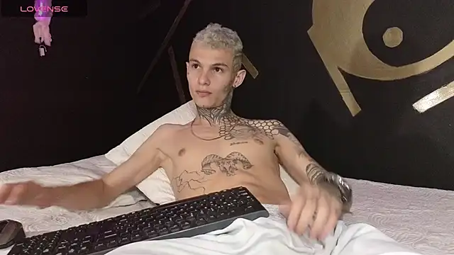 Stuart Boy  online show from 03/15/25, 12:47