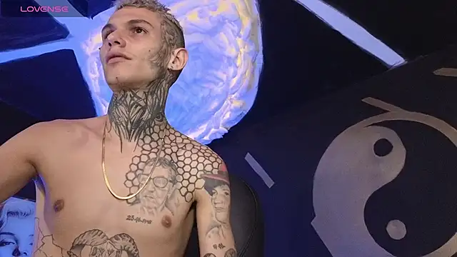 Stuart Boy  online show from 03/22/25, 09:56