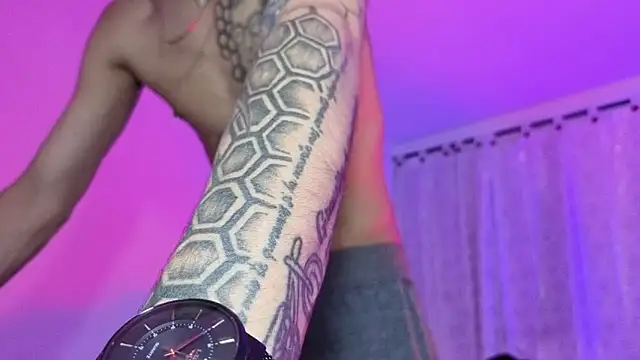 Stuart Boy  online show from 09/19/25, 06:48