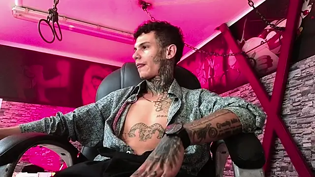 Stuart Boy  online show from 10/05/25, 03:38