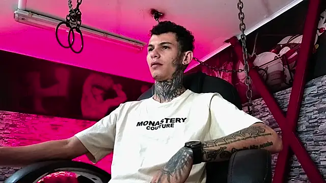 Stuart Boy  online show from 10/21/25, 07:25