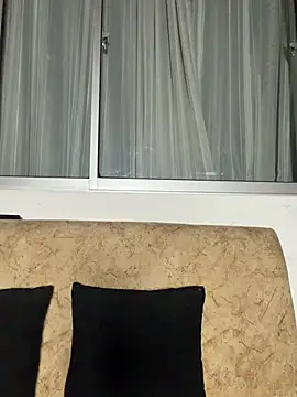 Snapshot of xenia_golden chatting on 03/29/26, 11:10 xenia golden online show from 03/29/26, 11:10