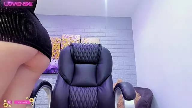  AlejaCruz  online show from 02/26/25, 07:16