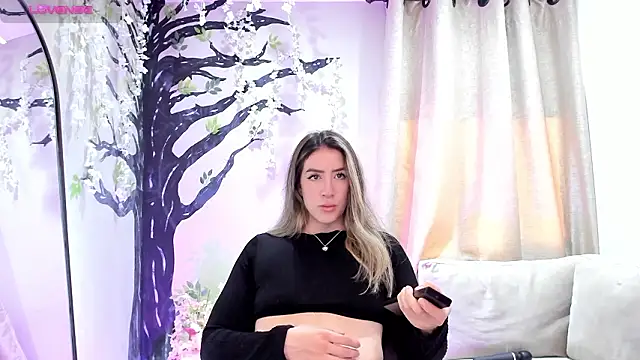  AlejaCruz  online show from 02/28/26, 07:37