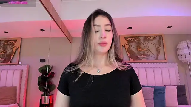  AlejaCruz  online show from 07/16/26, 07:42