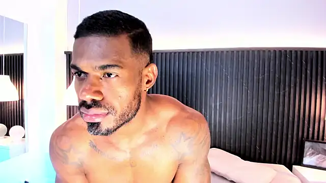 Snapshot of Ganiimedes chatting on 12/16/25, 08:03 Ganiimedes online show from 12/16/25, 08:03