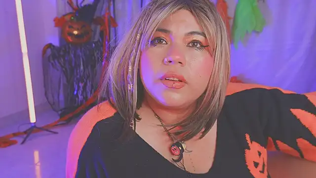 Samanta cutee online show from 10/13/25, 10:59