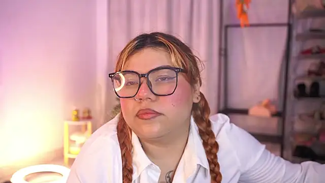 Samanta cutee online show from 06/04/26, 10:21