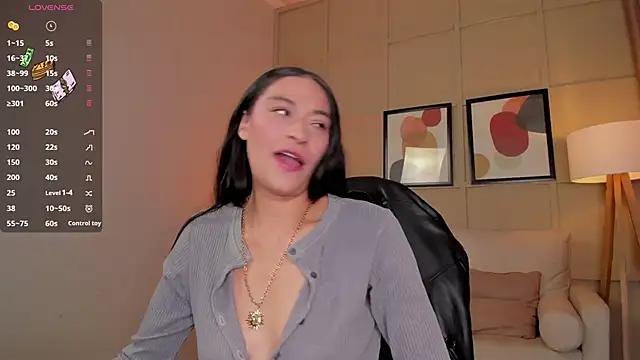 Snapshot of Lissy__Dream chatting on 10/03/25, 01:46 Lissy  Dream online show from 10/03/25, 01:46