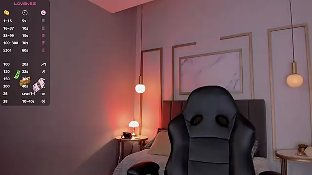 Snapshot of Lissy__Dream chatting on 10/19/25, 02:23 Lissy  Dream online show from 10/19/25, 02:23