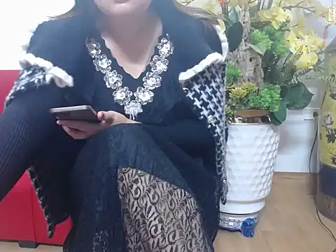 Snapshot of Nanaly_Sweet chatting on 02/07/25, 01:15 Nanaly Sweet online show from 02/07/25, 01:15