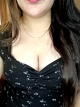 Snapshot of AK---47 chatting on 04/07/26, 08:26 AK---47 online show from 04/07/26, 08:26