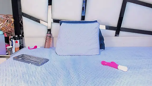 ElizabethAdams  online show from 02/10/26, 03:43