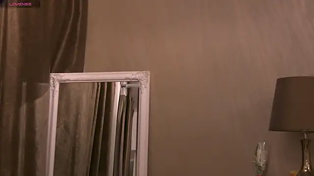 Snapshot of GinaMence chatting on 03/01/25, 09:04 GinaMence online show from 03/01/25, 09:04