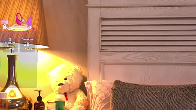 Snapshot of GinaMence chatting on 03/13/25, 10:54 GinaMence online show from 03/13/25, 10:54