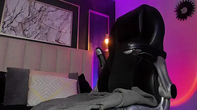 Violetta Nur online show from 12/31/24, 07:53