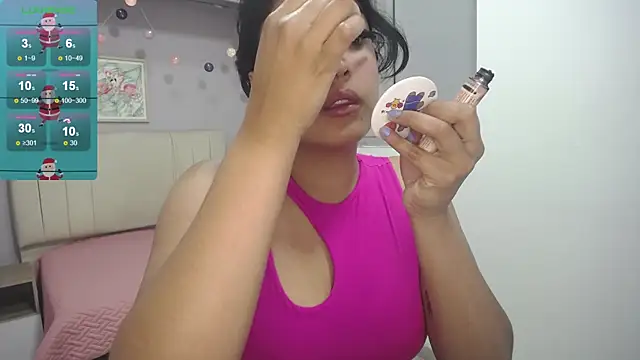 Snapshot of ema_saenz chatting on 12/16/24, 07:10 ema saenz online show from 12/16/24, 07:10