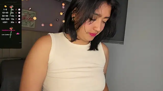 Snapshot of ema_saenz chatting on 01/30/25, 11:34 ema saenz online show from 01/30/25, 11:34