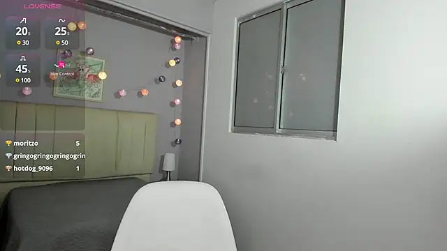 Snapshot of ema_saenz chatting on 03/19/25, 09:58 ema saenz online show from 03/19/25, 09:58