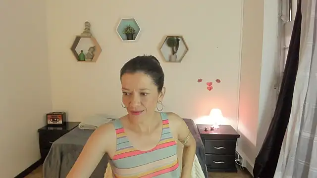 Snapshot of Paloma_victory chatting on 07/16/26, 08:15 Paloma victory online show from 07/16/26, 08:15