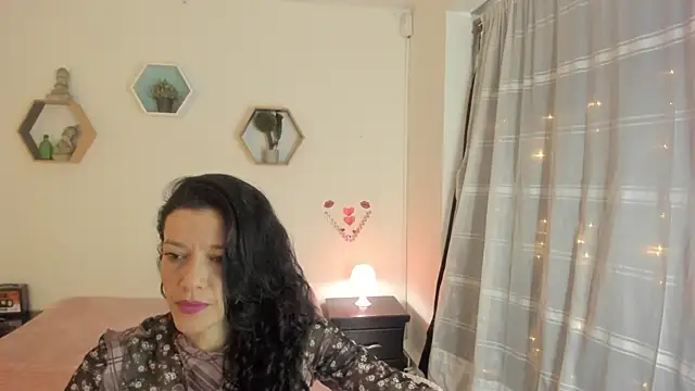 Snapshot of Paloma_victory chatting on 08/01/26, 05:12 Paloma victory online show from 08/01/26, 05:12