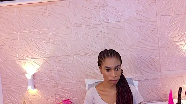 Snapshot of Amarantha_love69 chatting on 09/26/25, 01:37 Amarantha love69 online show from 09/26/25, 01:37