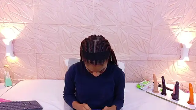 Snapshot of Amarantha_love69 chatting on 10/04/25, 01:09 Amarantha love69 online show from 10/04/25, 01:09