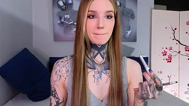 SophieInkk online show from 10/01/25, 11:33