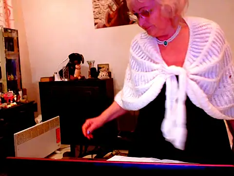 Natali7634 online show from 03/01/25, 06:43