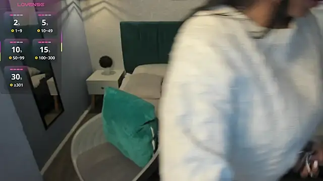 tiffani  love online show from 03/05/25, 07:06