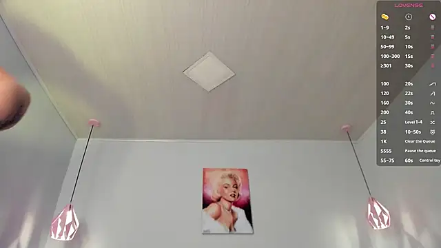 tiffani  love online show from 03/13/25, 06:45