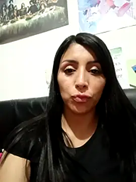 tiffani  love online show from 12/21/25, 03:13