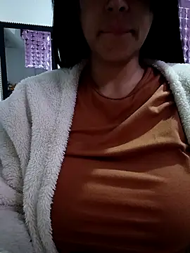 Snapshot of tiffani__love chatting on 03/09/26, 11:03 tiffani love online show from 03/09/26, 11:03