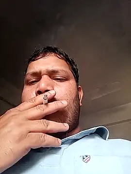 Snapshot of DeepakXxxR86 chatting on 04/13/26, 11:37 DeepakXxxR86 online show from 04/13/26, 11:37