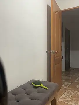 lulu kis online show from 03/28/26, 04:23