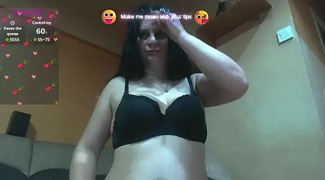 Nickol19721 online show from 02/02/25, 05:37