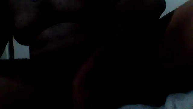 Snapshot of bigdick5157 chatting on 10/24/25, 11:50 bigdick5157 online show from 10/24/25, 11:50