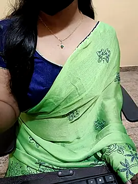 Nithya 05 online show from 09/18/25, 05:20