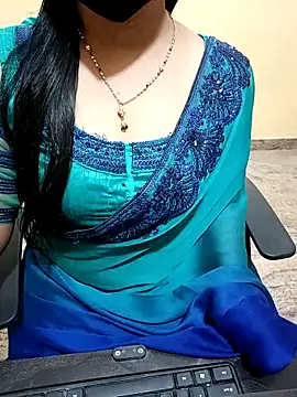 Nithya 05 online show from 10/28/25, 04:49
