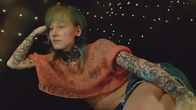 Littlespacemouse online show from 12/13/25, 08:36