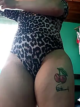 Snapshot of Lilihot_69 chatting on 04/05/26, 08:39 Lilihot 69 online show from 04/05/26, 08:39