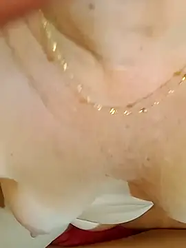 Snapshot of titiasexy chatting on 02/20/25, 05:51 titiasexy online show from 02/20/25, 05:51