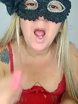 Snapshot of titiasexy chatting on 11/13/25, 02:21 titiasexy online show from 11/13/25, 02:21